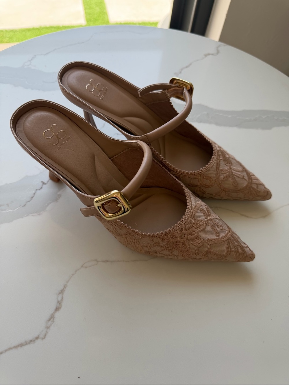 Gaimo Lace-Detail Slingback Heels in Nude Blush - Picture 2 of 6